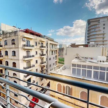 4Th Floor Apartment In Tigne Sliema Exterior photo